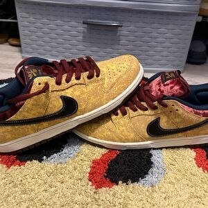 Nike SB Dunk Low Pro City of Cinema *new*